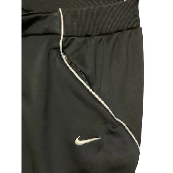 Nike Fit Dry Women's Black w/ White Stripe Sweatpants Pull-On W/Zip Pocket SZ L - Picture 4 of 12